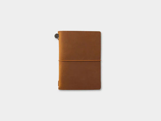TRAVELER'S notebook Camel Passport Size