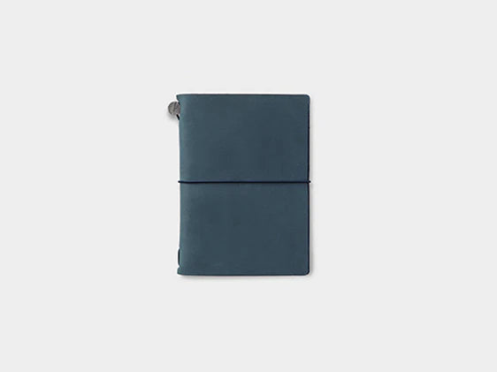 TRAVELER'S notebook Blue Passport Size